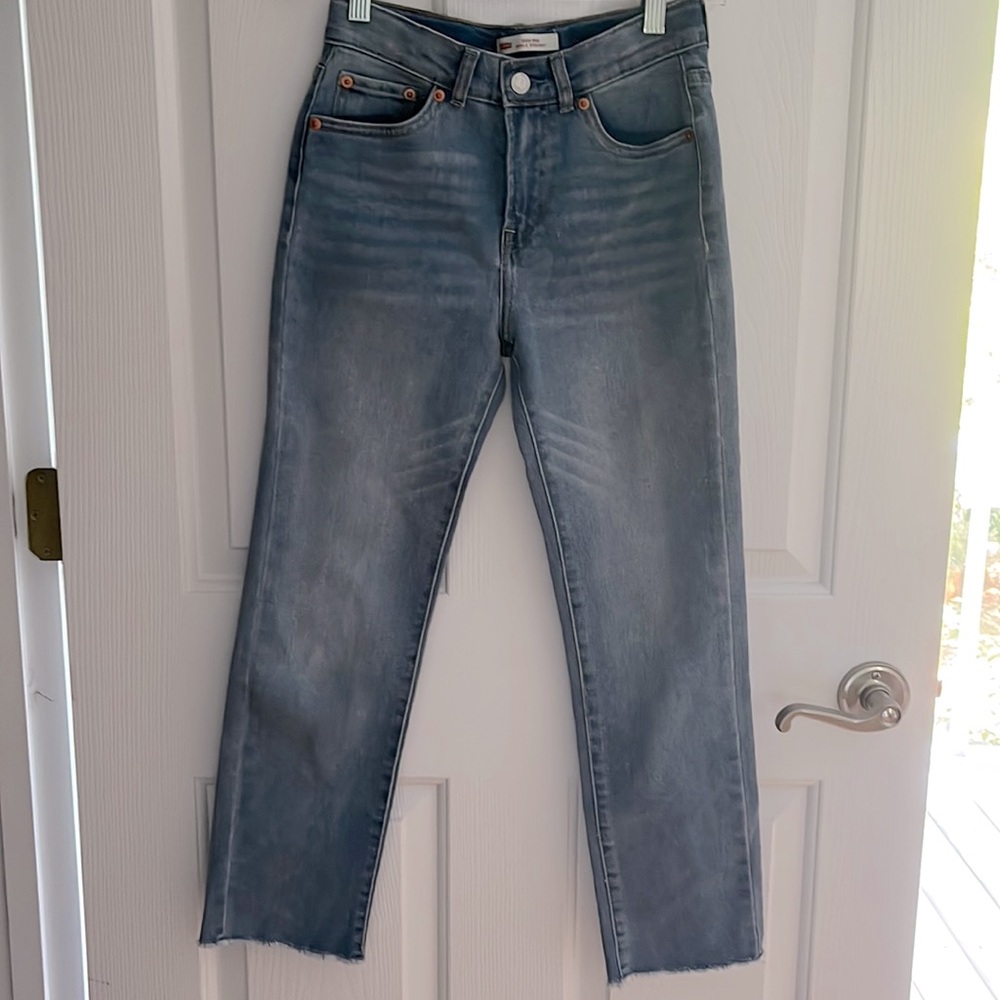 levi’s high rise straight jeans